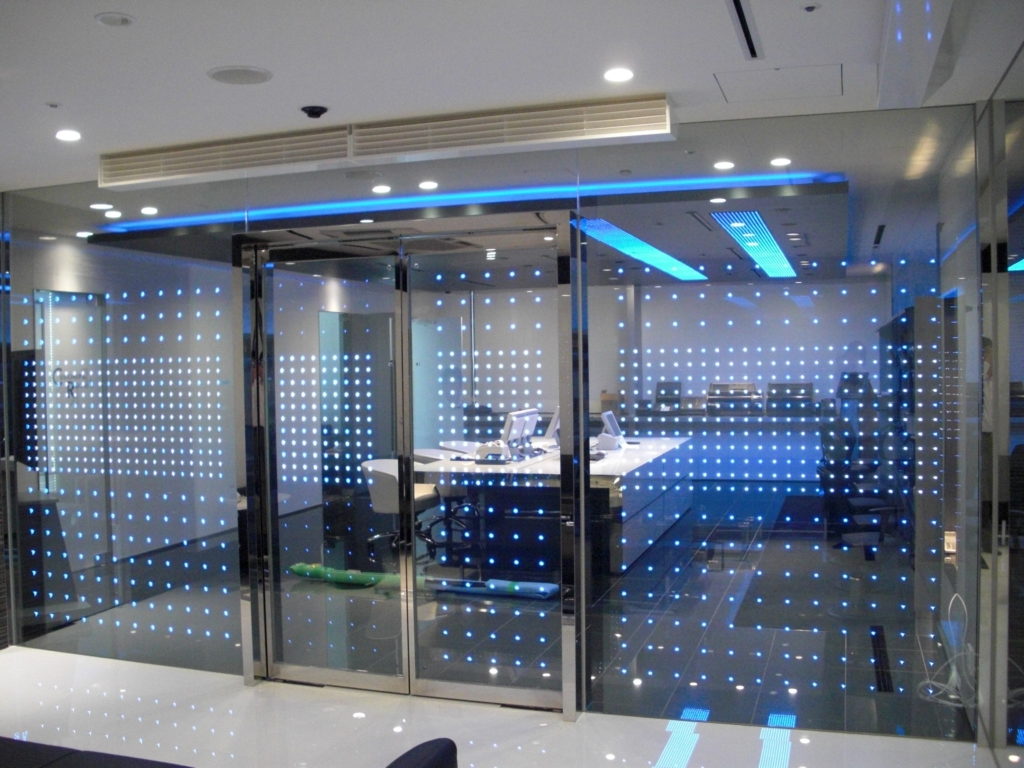 LED Display, LED Glass, LED Transparent Laminated Glass, LED Display Glass, LED Display Manufactures